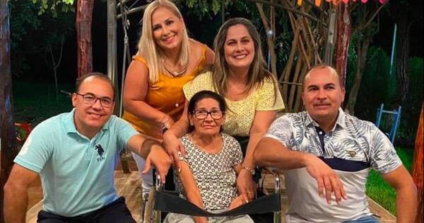 La Nación / Reportan fallecimiento de la madre de Hugo Fleitas