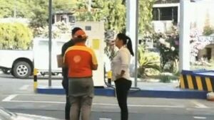 Delincuentes reducen a guardia y se llevan recaudación de gasolinera