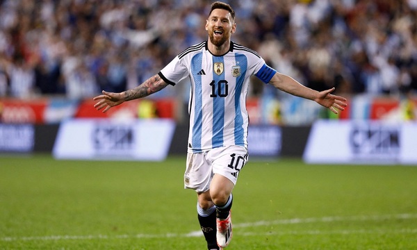 Las celebridades saludan a Messi y a Argentina | Telefuturo
