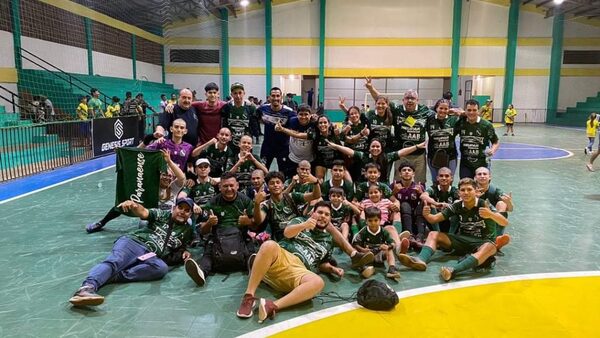 PARANAENSE LOGRÓ EL SUBCAMPEONATO DEL NACIONAL C15