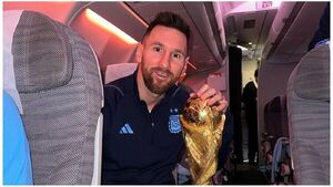 Argentina parte rumbo a su país con la Copa del Mundo