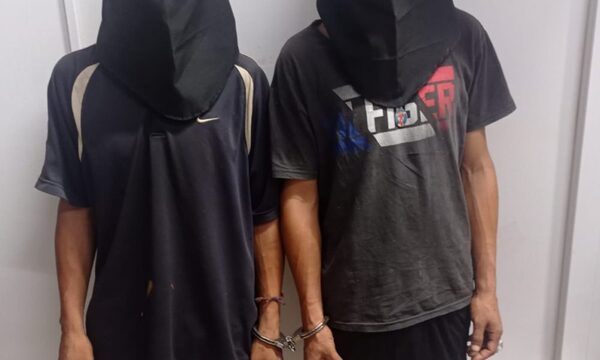 Capturan a delincuentes que acababan de despojar cadenilla a una mujer