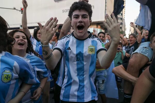 Argentina, la necesaria alegría en medio del sufrimiento - Fútbol Internacional - ABC Color