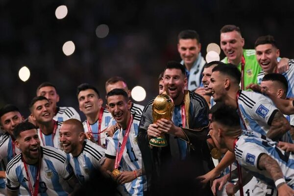 “Muchachos, ya ganamos la tercera”: el nuevo himno de Argentina tras ser campeón - Mundial Qatar 2022 - ABC Color