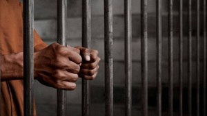 Sentencian a 15 años de cárcel a un hombre que abusó de su propia hija - Noticias Paraguay