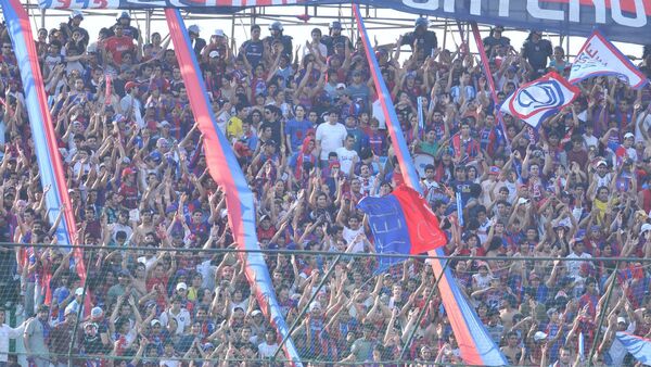 Seguidores del Ciclón celebran en redes el Día del Hincha Cerrista