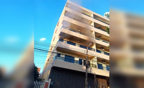 Incendio afectó un departamento en el barrio San José