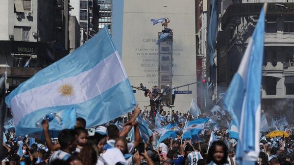 Argentina decreta día festivo para recibir a los campeones