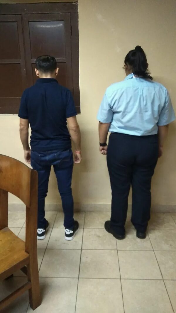 Lambaré: detienen a dos funcionarios tras sospecha de complicidad en robo de G. 120 millones - Policiales - ABC Color