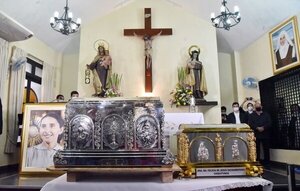 Roma autoriza que  reliquia de Chiquitunga recorra el país - Radio Imperio