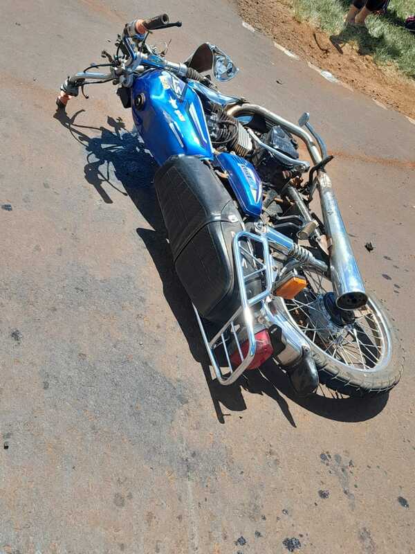 Joven motociclista muere tras chocar contra furgoneta en Juan E. O’Leary - La Clave