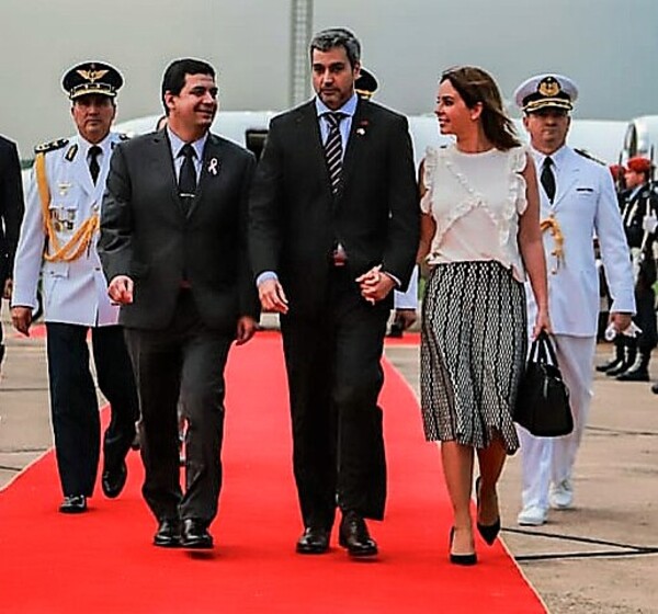 Después de la dura bofetada a Marito, la gente quiere verle en la cárcel para pagar por sus fechorías con la plata pública – La Mira Digital