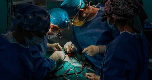 La Nación / Diez niñas y niños con cardiopatías congénitas accedieron a cirugías correctivas en el Acosta Ñu