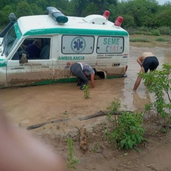 Ambulancia se estanca con embarazada a bordo en Mariscal Estigarribia
