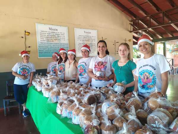 Loable gesto: Docentes elaboran y entregan más de 1.200 pan dulces a sus alumnos en Cambyretá