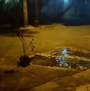 Caño roto que no se arregla - Crónicas Ciudadanas - ABC Color