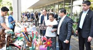 Se realizó la Expo Feria Artesanal y de MIPYMES en la ANDE