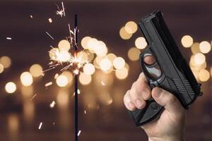 Instan a denunciar a quienes tiren al aire en estas fiestas | 1000 Noticias