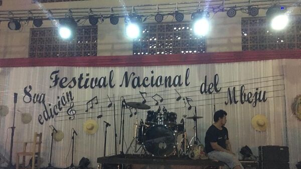 Comisión del Festival del Mbeju exigen rendición de cuentas a su presidente
