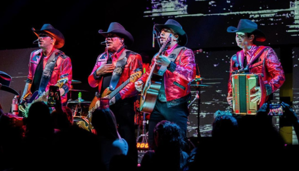 Diario HOY | Bronco, Binomio de Oro y Damas Gratis encabezarán “Cumbia Fest” en Paraguay