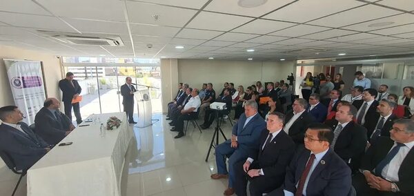 Aduanas prevé 11% más de ingresos este año - Economía - ABC Color