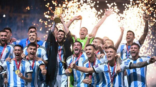 Un aficionado muere por "síndrome del corazón feliz" tras victoria de Argentina