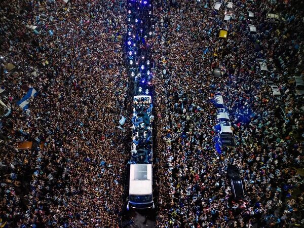 La Albiceleste desata una locura en Buenos Aires - Mundial Qatar 2022 - ABC Color