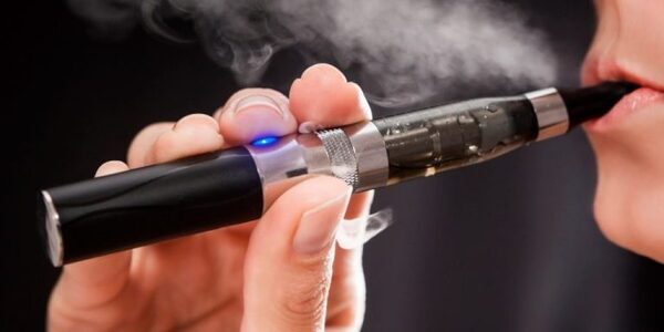 Vapeadores provocan lesiones, advierte Salud Pública