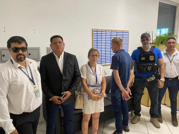 Extraditan a homicida brasileño que se mantuvo oculto en Paraguay por 25 años - La Clave