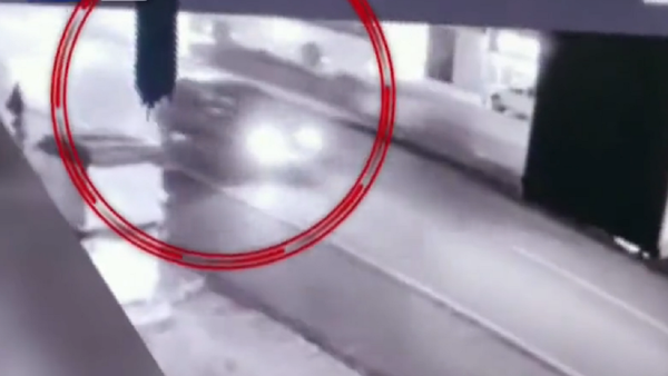 Transeúnte muere arrollado y conductor se da a la fuga