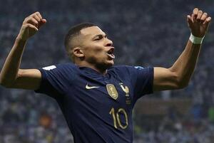 VIDEO: Sale a la luz la fuerte arenga de Mbappé en la final del Mundial - Megacadena — Últimas Noticias de Paraguay