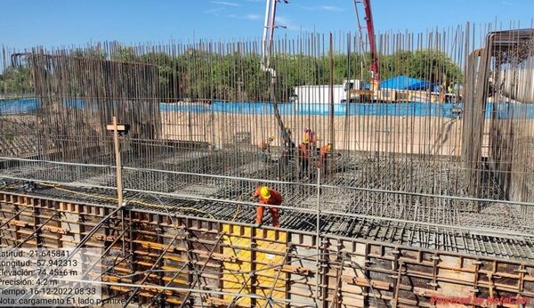 Concluye hormigonado del primer cabezal de estribo del Puente de la Bioceánica financiado por ITAIPU