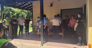 La Nación / Ordenan detención de 7 policías ante sospechas de venta de partes de vehículos a desarmaderos