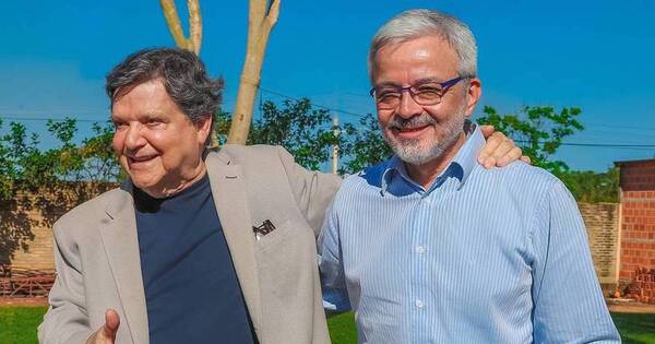La Nación / Ratifica su apoyo a Acevedo-Querey