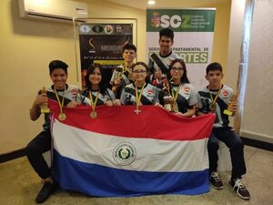 Paraguayos ajedrecistas logran preseas en Bolivia - Polideportivo - ABC Color