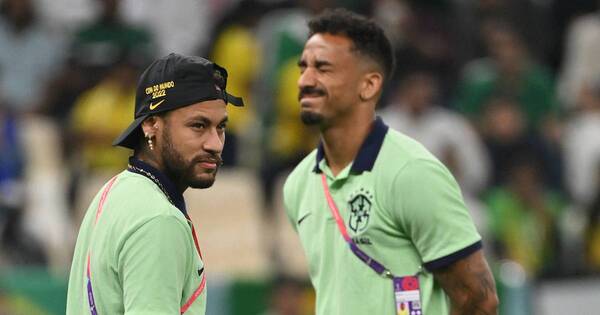 La Nación / Neymar entrenó alegre