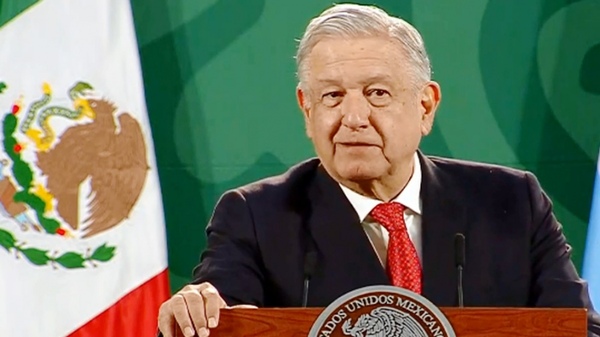 México: oficialismo completa firmas para referendo revocatorio de mandato | 1000 Noticias