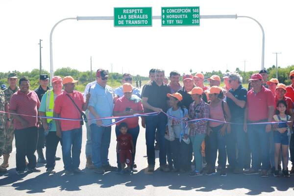 Gobierno inaugura rehabilitación del primer tramo de la ruta Pozo Colorado – Concepción - .::Agencia IP::.