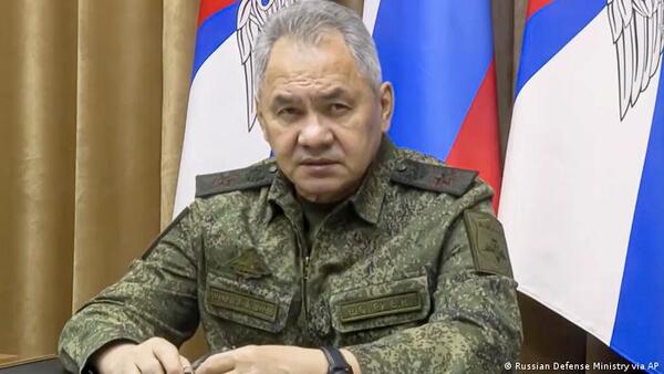 Ministro de Defensa de Rusia visita el frente en Ucrania