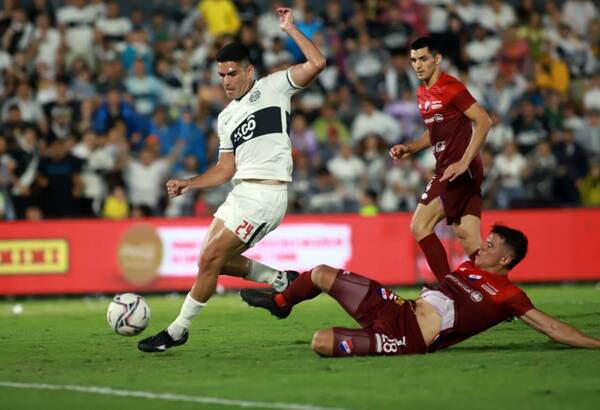 A la espera del "levante", ya hablan de un delantero goleador para el Rey