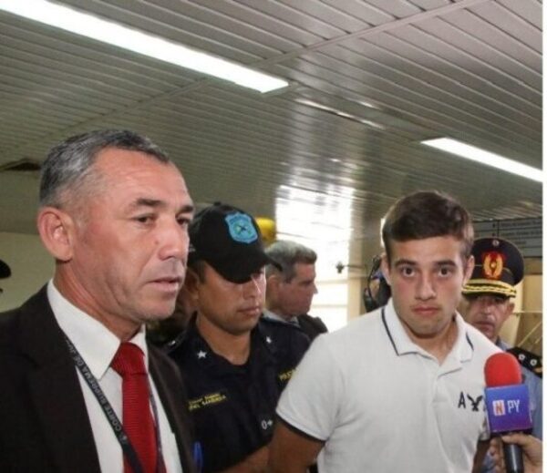 Jueza dispone el arresto domiciliario de Héctor Grau - PDS RADIO Y TV