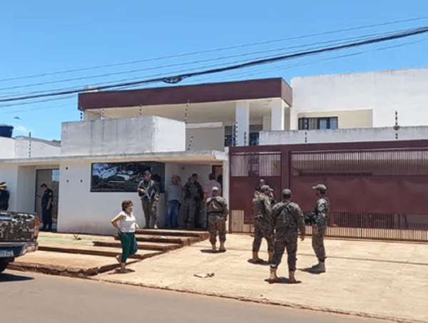 Reportan enfrentamiento en PJC: falleció un policía y otro resultó herido · Radio Monumental 1080 AM