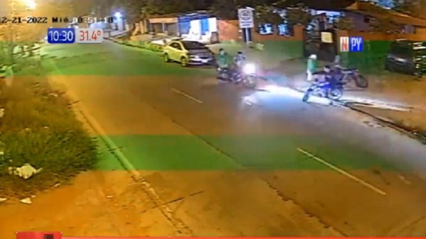 Manada de motochorros atacaron a trabajador - Noticias Paraguay