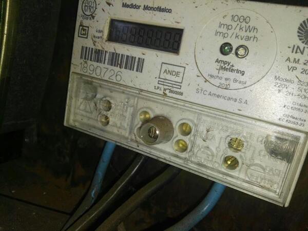 Mercado queda sin energía por falta de pago | Radio Regional 660 AM