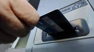 Un total de 456 adultos mayores recibirá por primera vez sus tarjetas de cobro de pensión - Radio Imperio