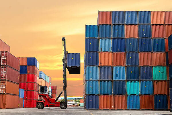 La OMC teme que el comercio global de servicios se debilite al inicio de 2023 - Revista PLUS