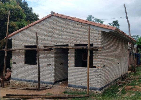 Avance de construcción de viviendas sociales en San Pedro