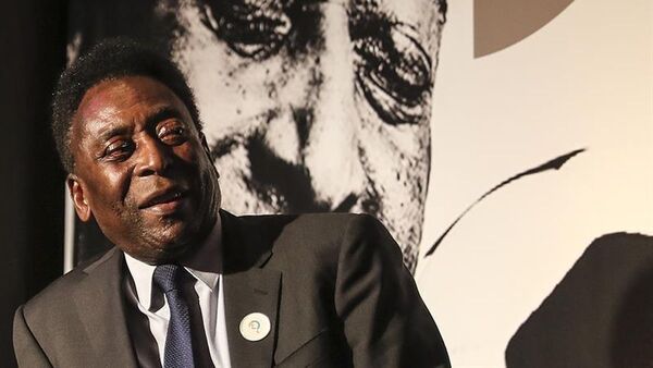 Hijo de Pelé agradece oraciones tras el deterioro de la salud de su padre