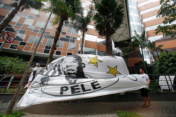 Diario HOY | Pelé pasará Navidad en el hospital en compañía de sus hijos