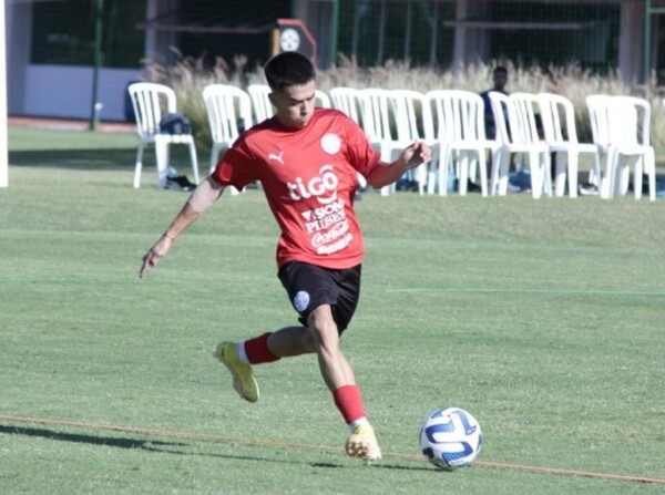 La Albirroja Sub 20 cerró ciclo de entrenamientos en Ypané - APF